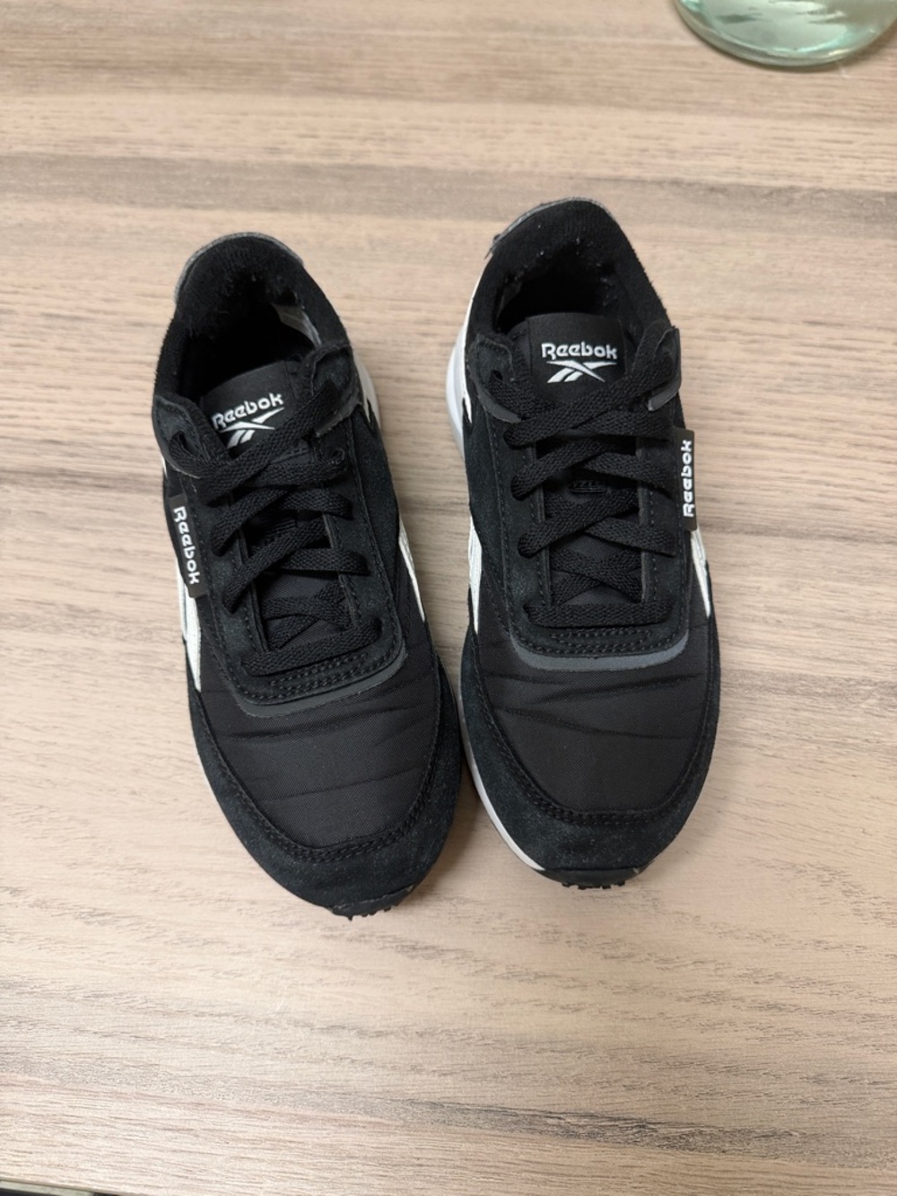 Reebok Black and White Low-Top Kids Boys Sneakers Sz 13